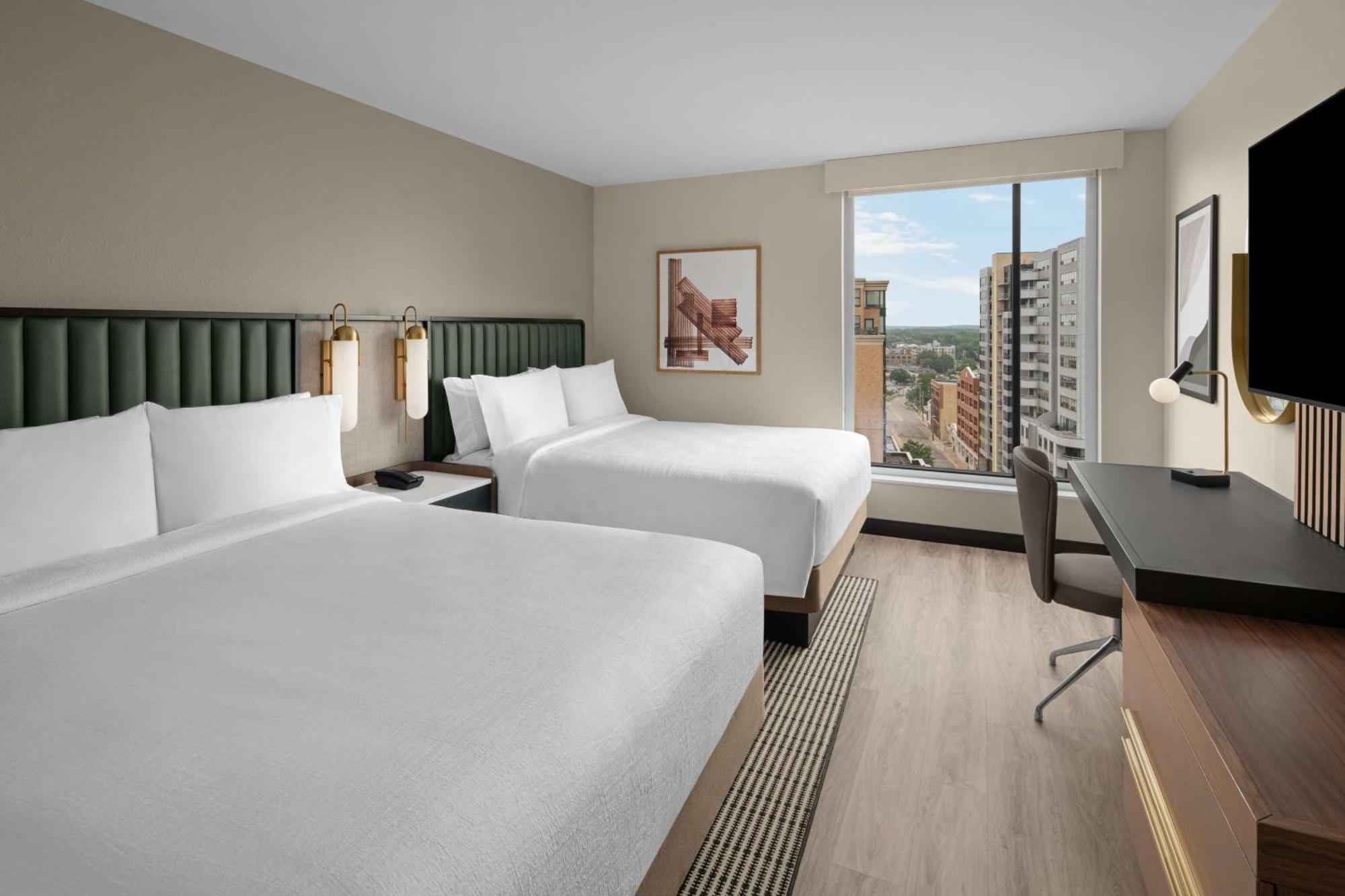 Embassy Suites By Hilton Madison Downtown Ngoại thất bức ảnh